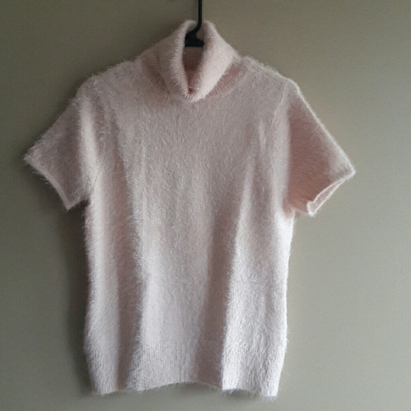 New York & Company Tops - New York&Company turtle neck short sleeve sweater